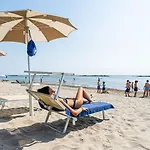 Club Del Sole Vigna Sul Mar Family Collection פארק נופש לידו די פומפוזה