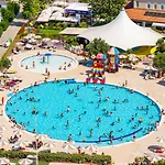 Kompleks wypoczynkowy Club Del Sole Vigna Sul Mar Family Collection 4*