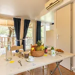 Club Del Sole Vigna Sul Mar Family Collection
