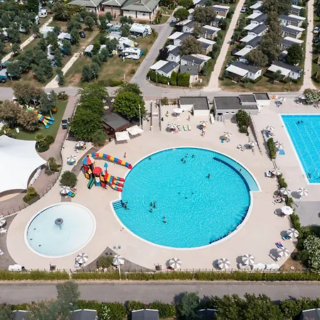 Kompleks wypoczynkowy Club Del Sole Vigna Sul Mar Family Collection 4*