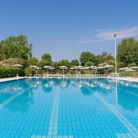 Club Del Sole Vigna Sul Mar Family Collection 假日公园 4*