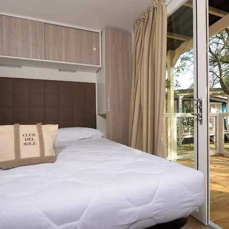 Club Del Sole Vigna Sul Mar Family Collection