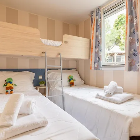 منتزه العطل Club Del Sole Vigna Sul Mar Family Collection 4*